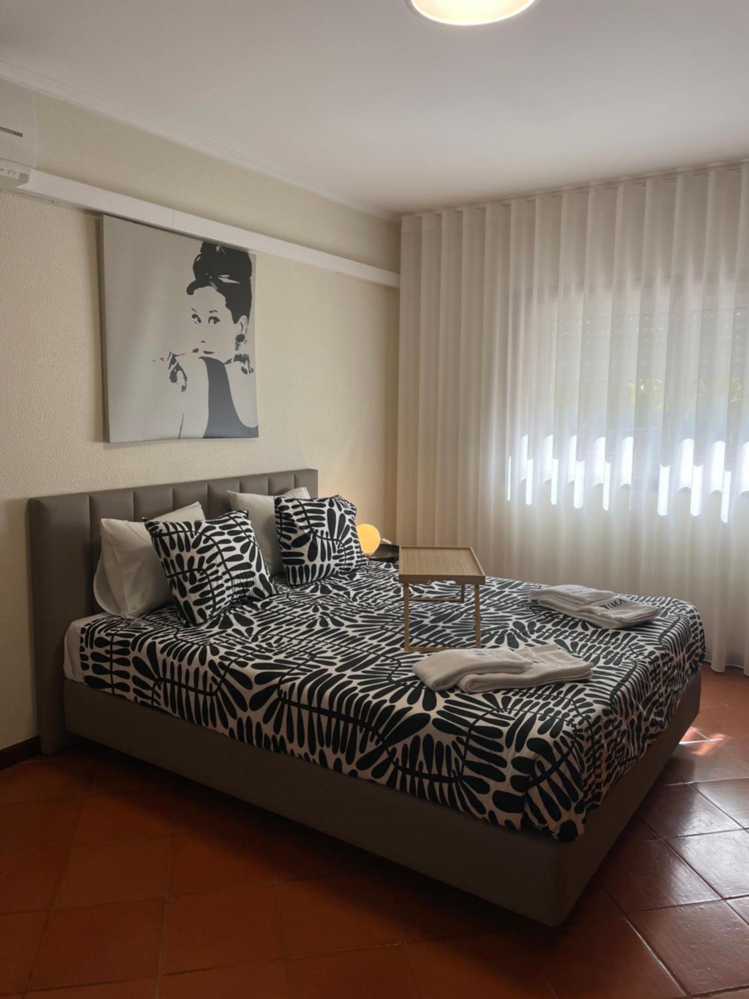 Casa Do Paco Villa กิมาไรส์ ภายนอก รูปภาพ